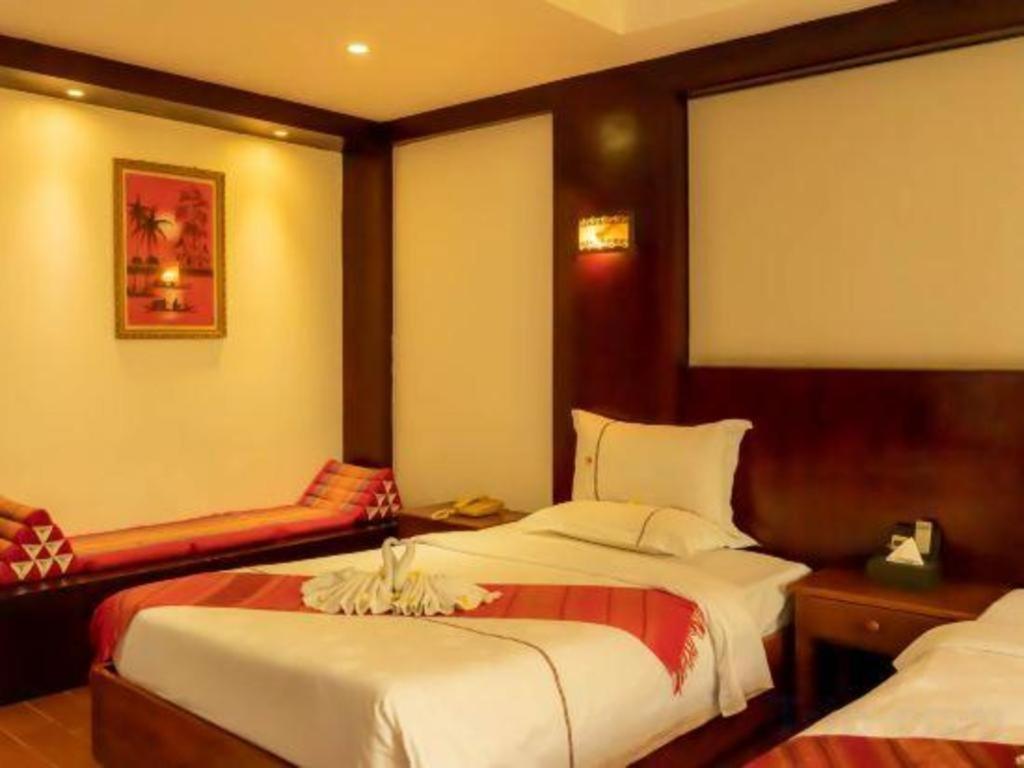 Xishuangbanna Hotel Managed By Xandria Hotel Luang Prabang Buitenkant foto