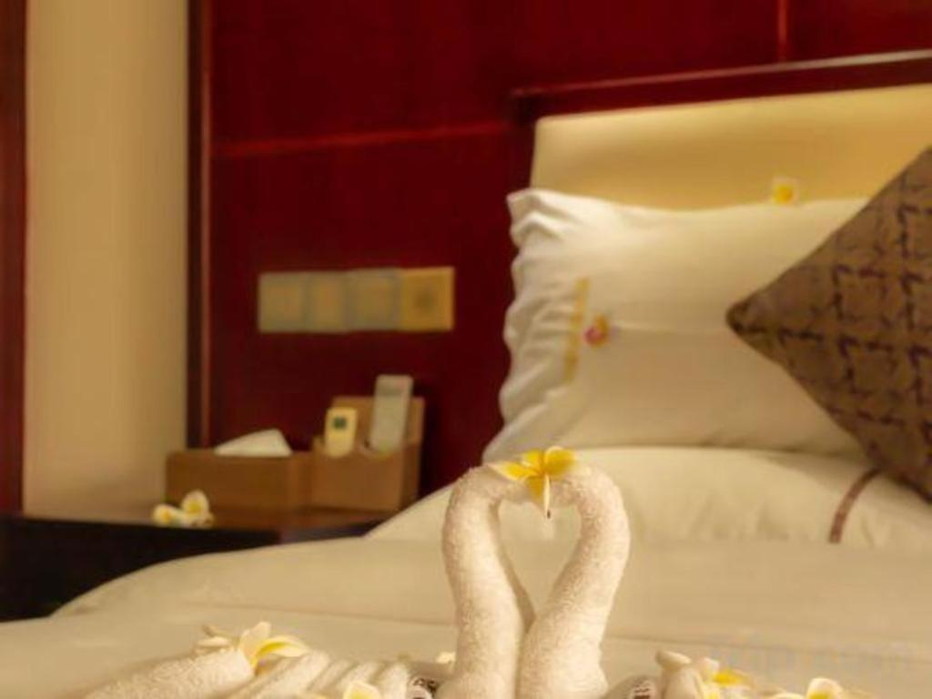 Xishuangbanna Hotel Managed By Xandria Hotel Luang Prabang Buitenkant foto