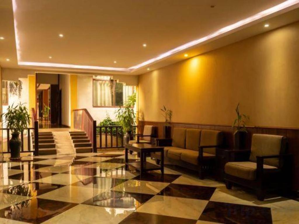 Xishuangbanna Hotel Managed By Xandria Hotel Luang Prabang Buitenkant foto